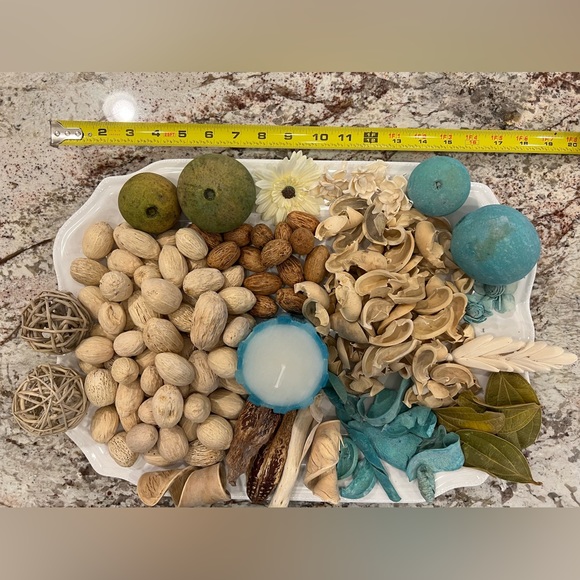 Vase and bowl filler and candle. - Picture 2 of 6